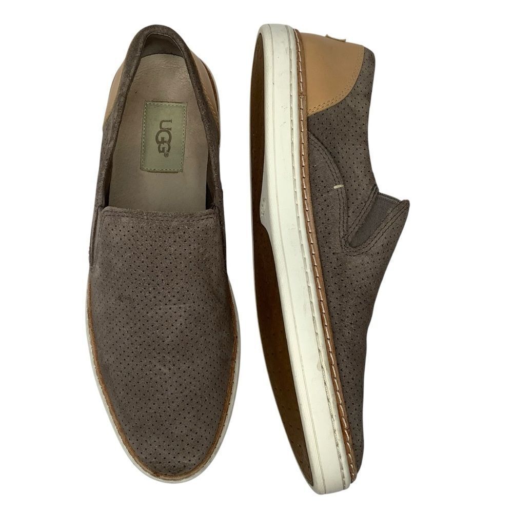 UGG Australia Gray Suede Leather Slip On Boat Sneakers Women Shoes Sz 8